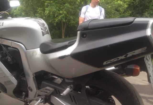 Suzuki GSX-Р 400 мотоцикл для новичка