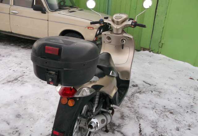 Продам скутер с водяным охлаждением, 152см3